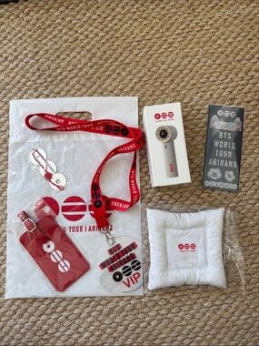 BTS World Tour ARIRANG VIP Gift Set